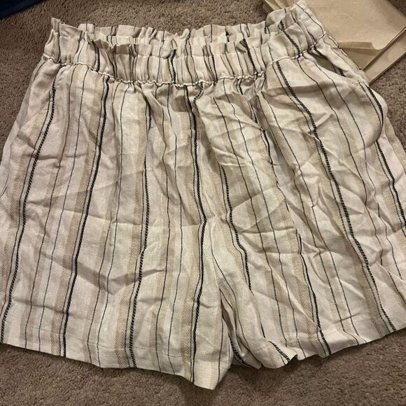 NWT love tree linen blend stripe shorts M - Picture 1 of 7
